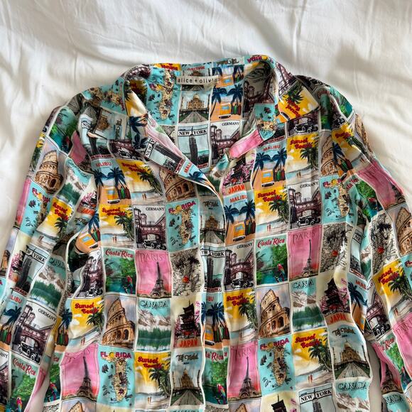 Alice + Olivia Willa Wanderlust Postcard Print Button Up Shirt Size S - Picture 3 of 6